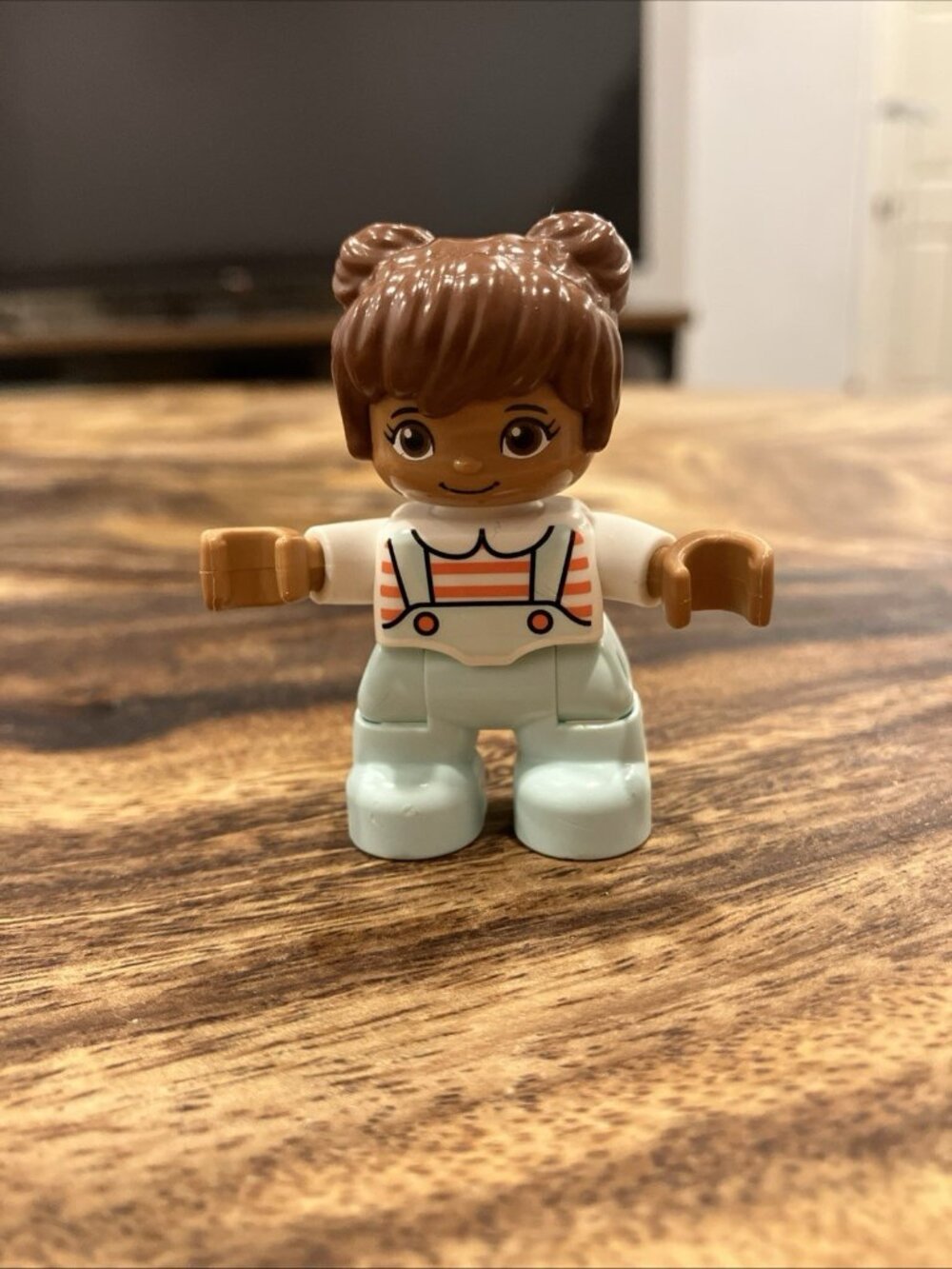 Lego Duplo Toddler Girl Daughter Mint Outfit Figure Heart Brown-Haired Hispanic